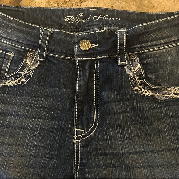 Women’s Wired Heart Jeans Like New size 30 - Picture 2 of 11